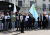 В Киеве под посольством России прошла акция в поддержку задержанных крымских татар (видео)